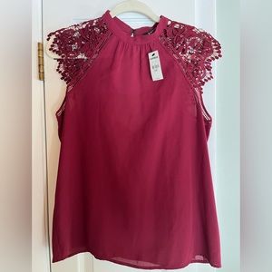 Maroon Express size medium lace embellished top